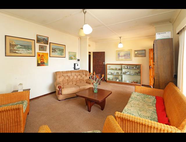 3 BEDROOM HOUSE FOR SALE IN WESTDENE
